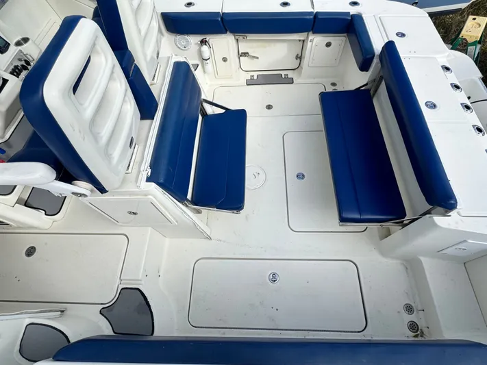 On The Right Track Yacht Photos Pics 