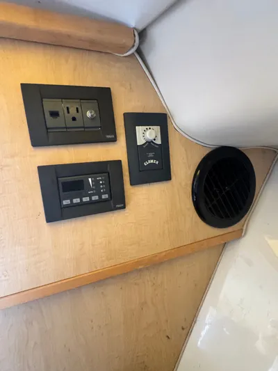 On The Right Track Yacht Photos Pics 