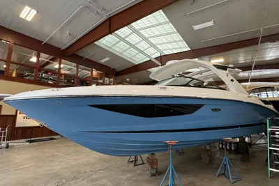 Sea Ray SLX 350