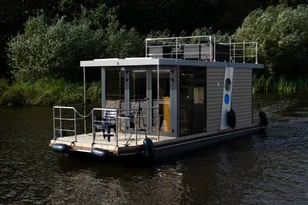 2021 Campi Houseboat 300