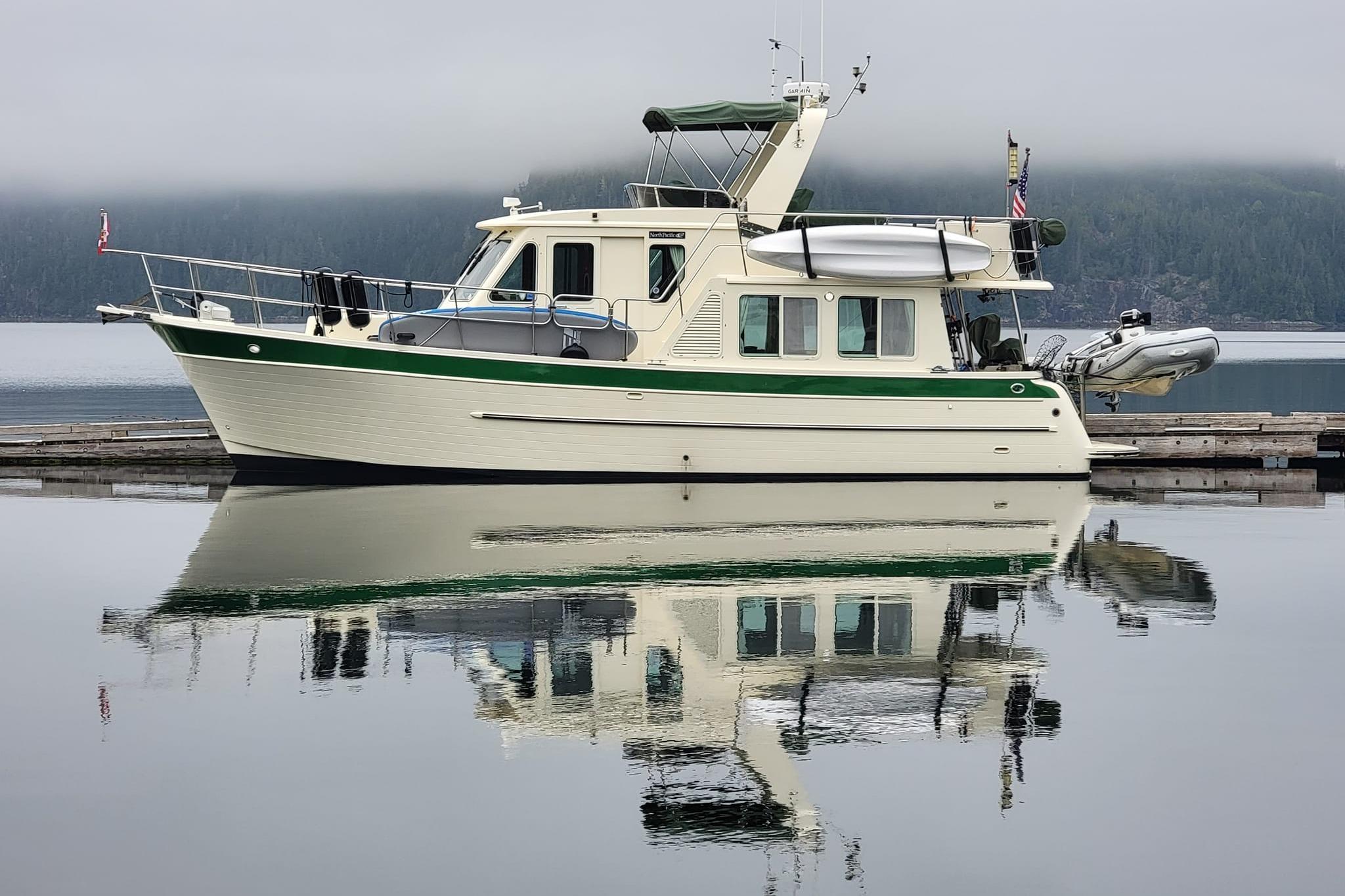 North Pacific 39 Pilothouse