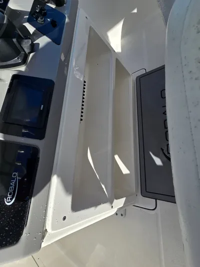 No Regrets Yacht Photos Pics Interior view of 2022 Robalo R272 Center Console boat.