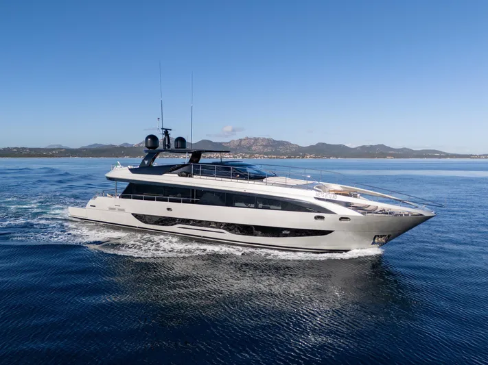 Filippetti F100 Yacht Photos Pics 