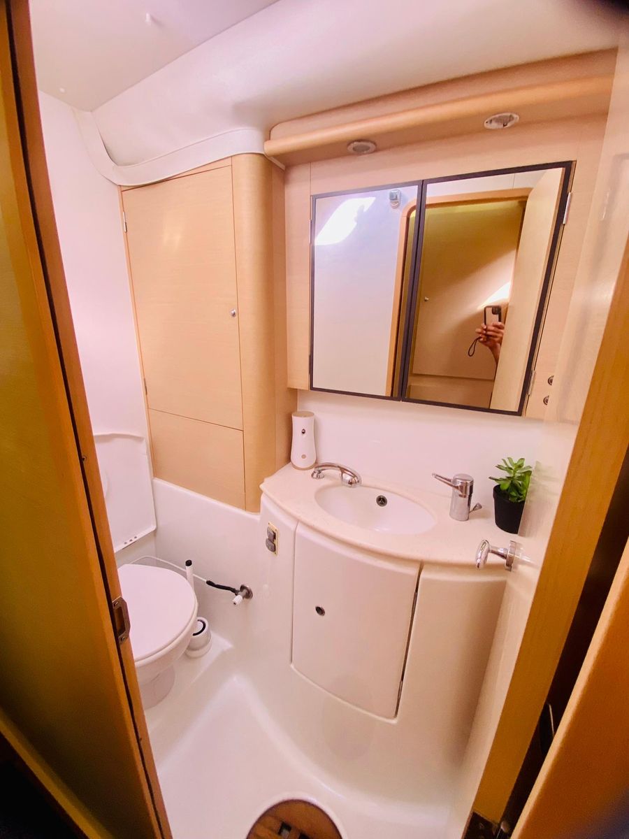 2010 Lagoon 44 
