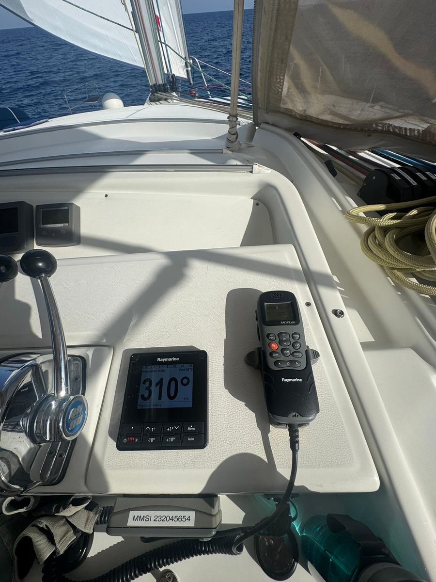 2010 Lagoon 44 