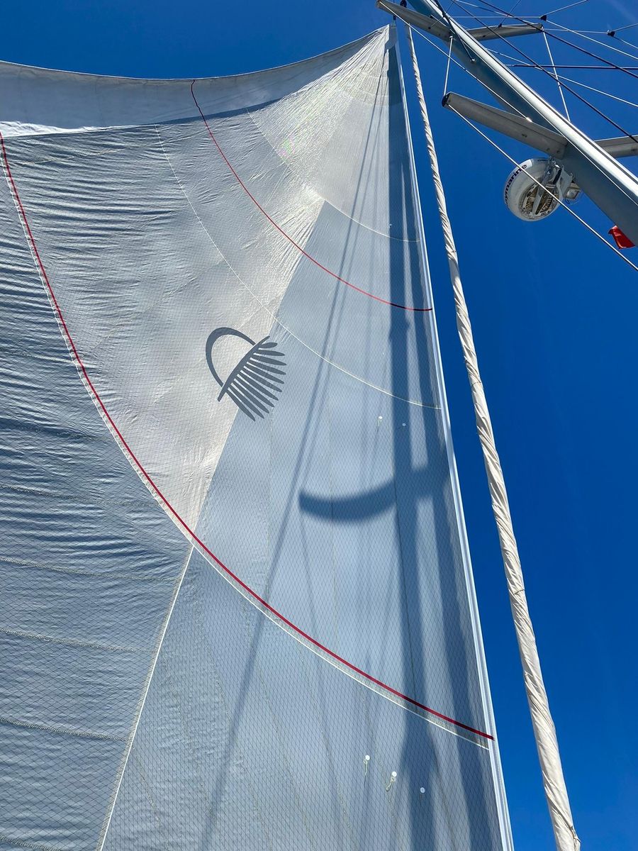 2010 Lagoon 44 