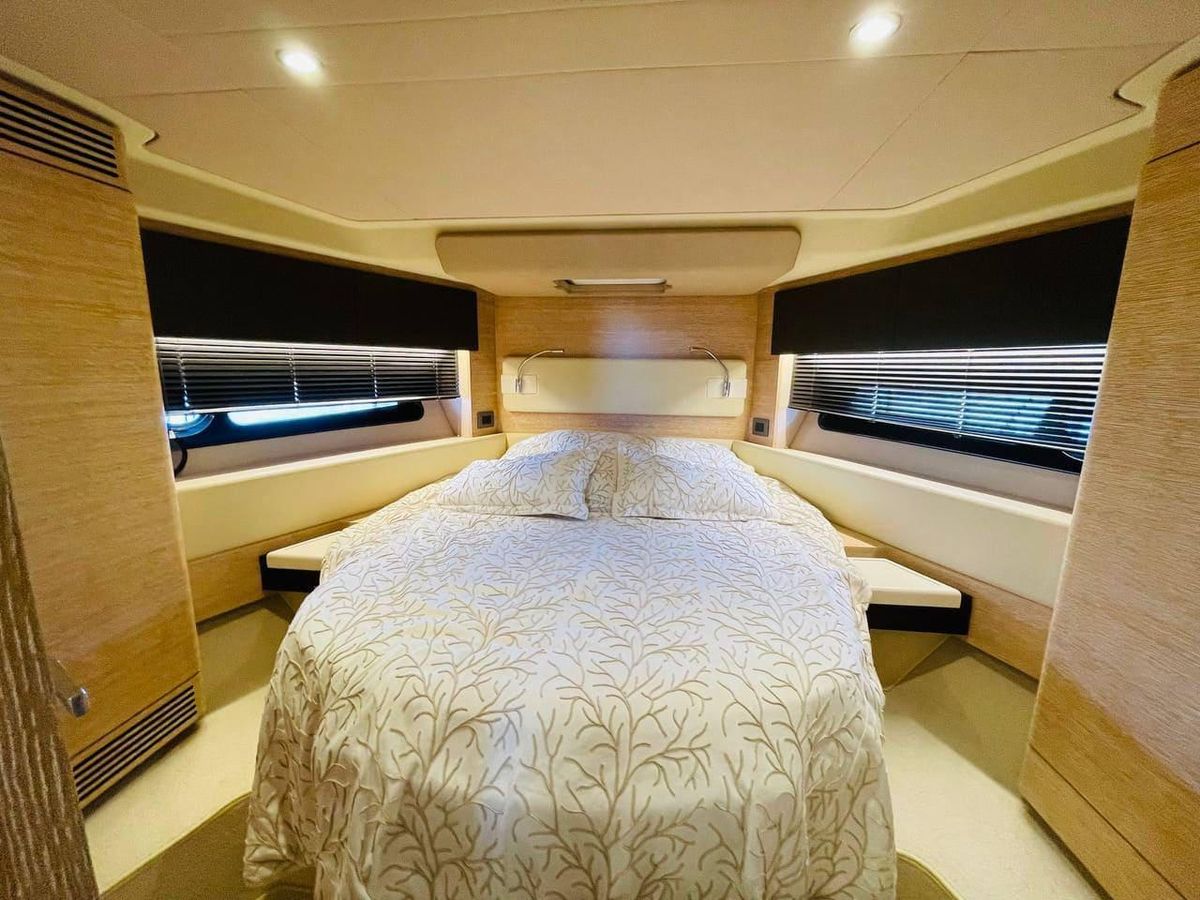 2016 Azimut 52 
