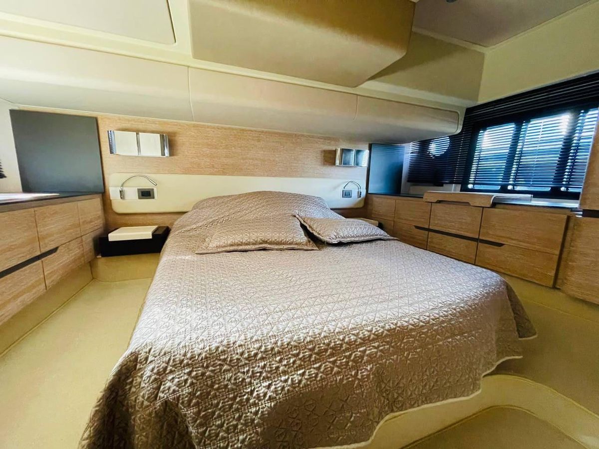 2016 Azimut 52 