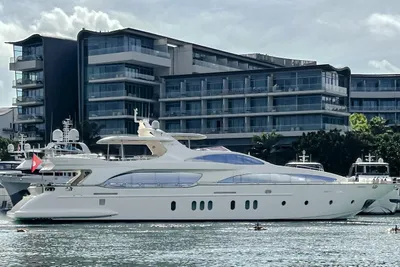 2007 Azimut 116