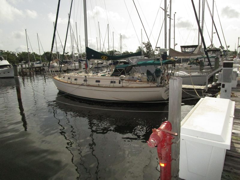 1996 Island Packet 40