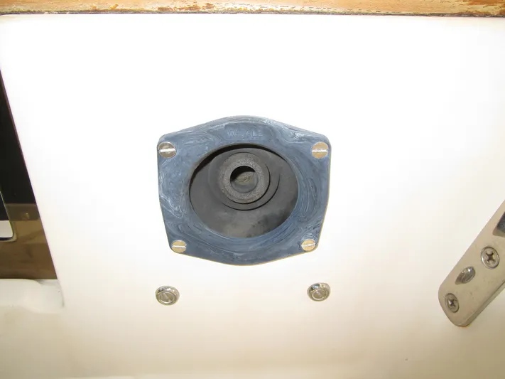 Island Gypsy Yacht Photos Pics 