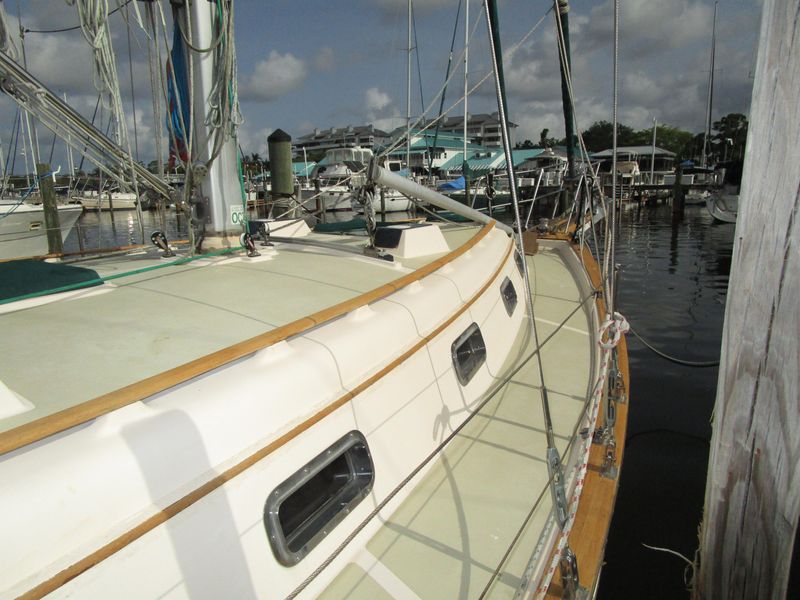 1996 Island Packet 40