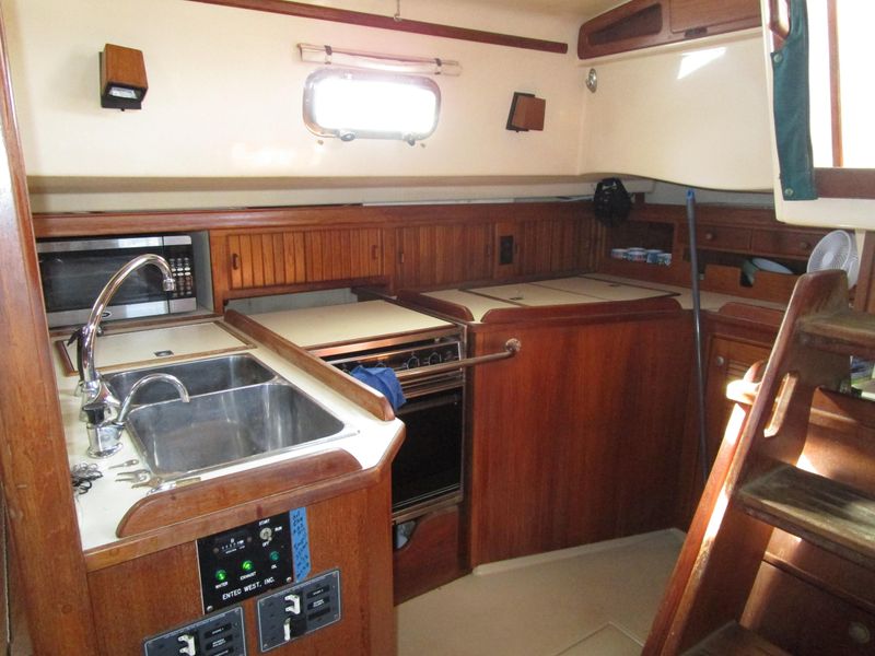1996 Island Packet 40