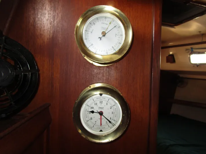 Island Gypsy Yacht Photos Pics 