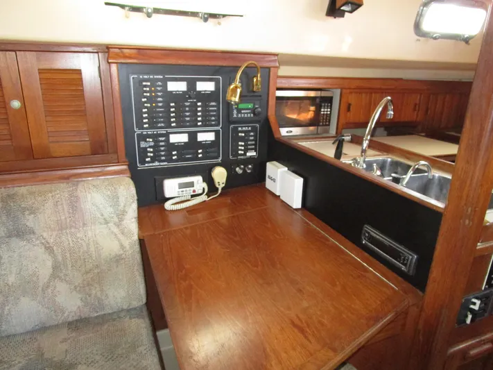 Island Gypsy Yacht Photos Pics 