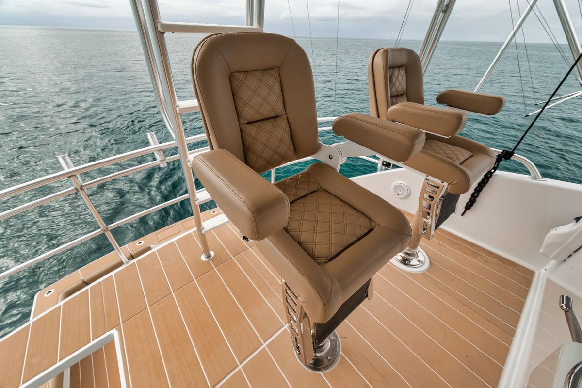 2001 Viking 65 
