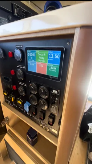 2023 Engines Yacht Photos Pics 