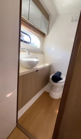 2023 Engines Yacht Photos Pics 