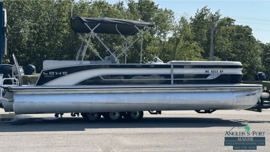 Lowe SS270 EXT Walk Thru