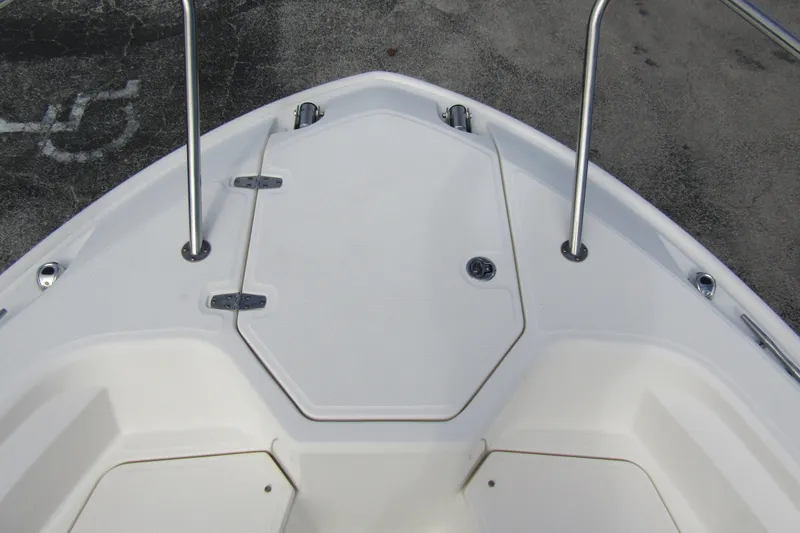  Yacht Photos Pics 2023 Boston Whaler 280 Dauntless bow deck with stainless steel rails.