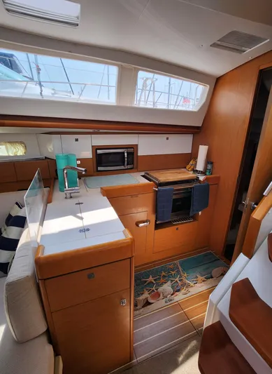 Euphoria 3 Yacht Photos Pics 