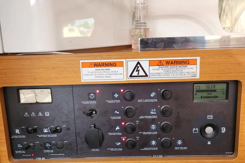 Euphoria 3 Yacht Photos Pics 