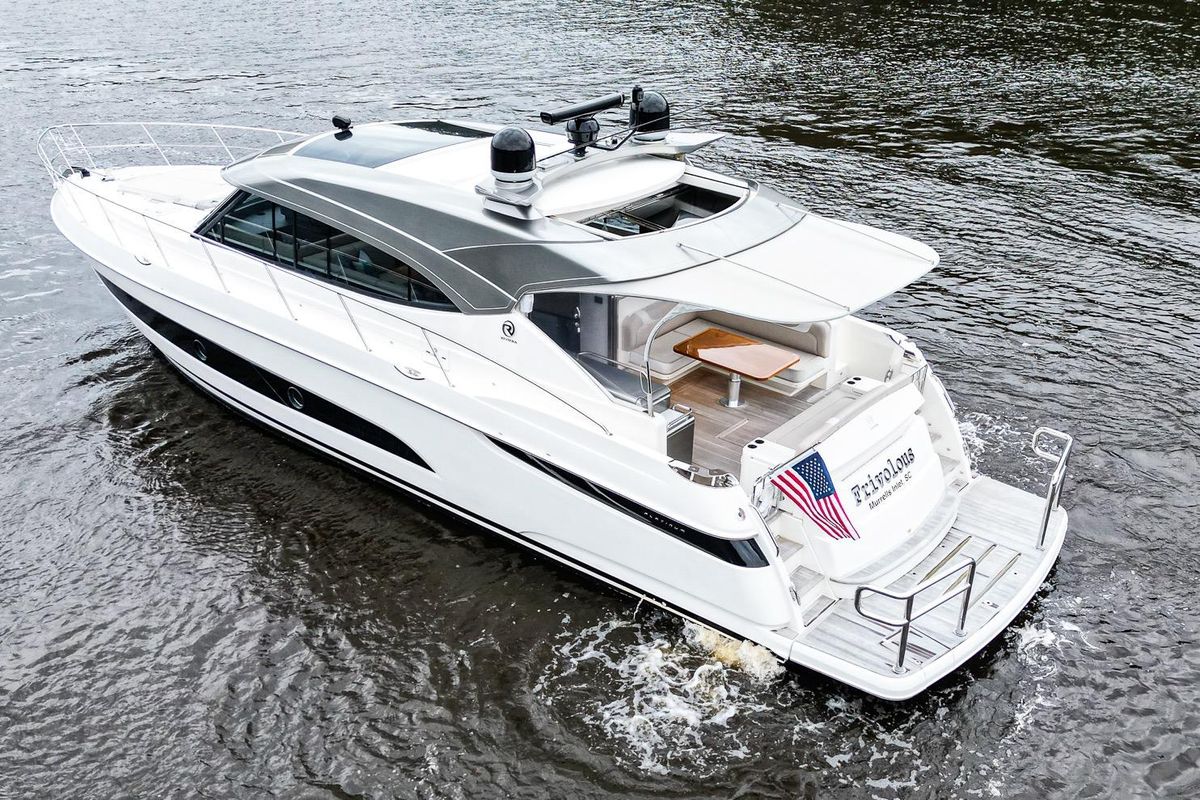 2021 Riviera 54 