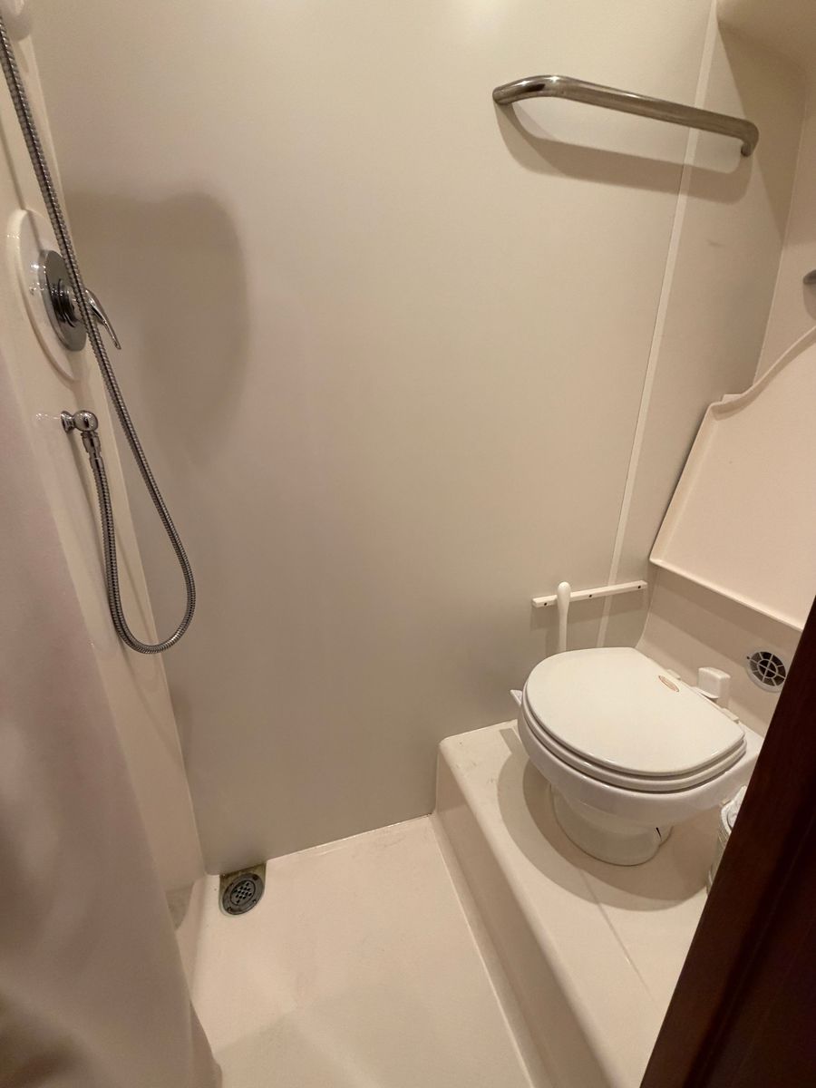 2006 Tiara Yachts 43 