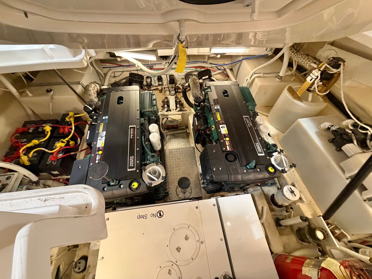 2006 Tiara Yachts 43 