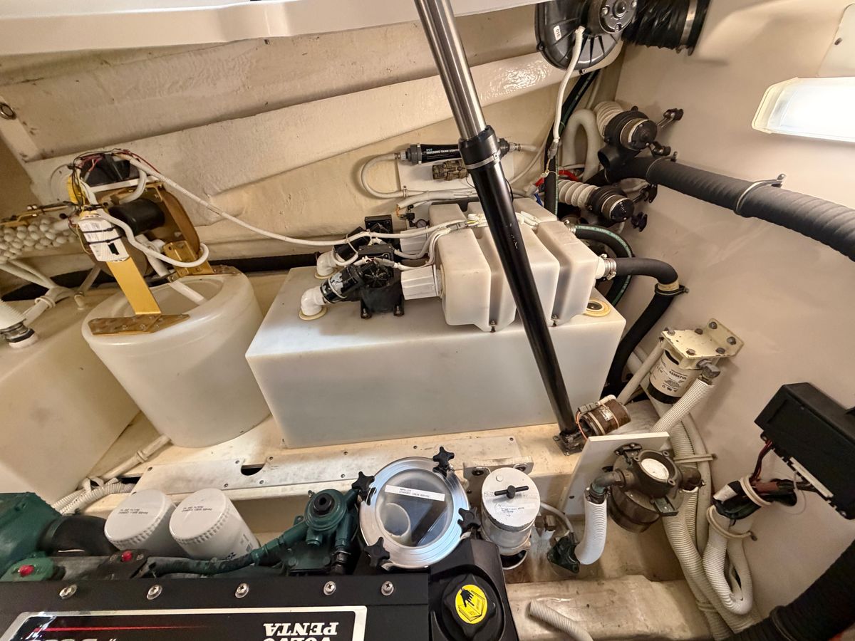 2006 Tiara Yachts 43 