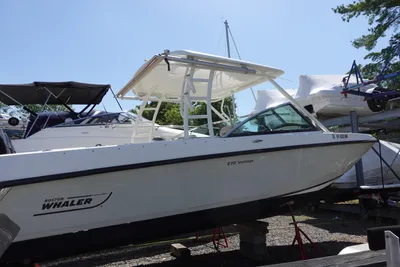 Boston Whaler 270 Vantage