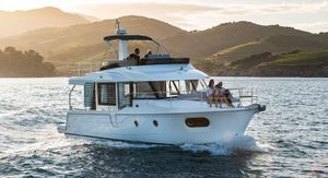2023 Beneteau Swift Trawler 41 Fly
