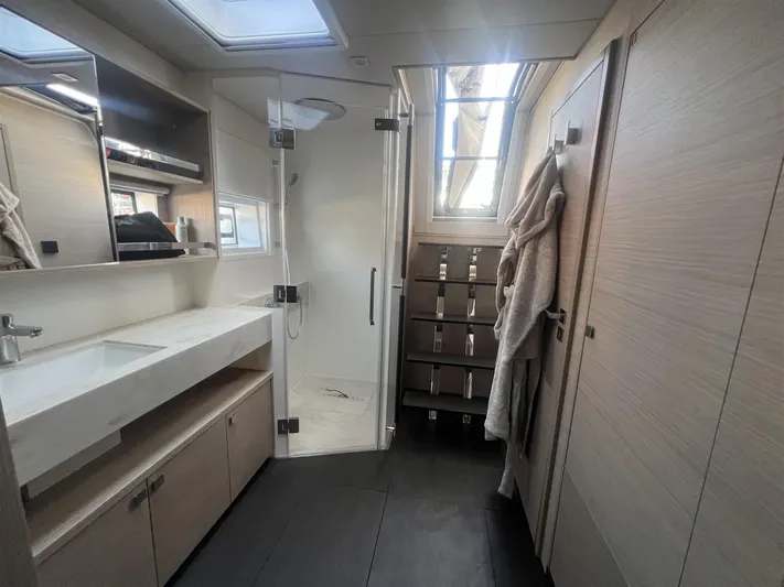  Yacht Photos Pics IMG_7013.JPG