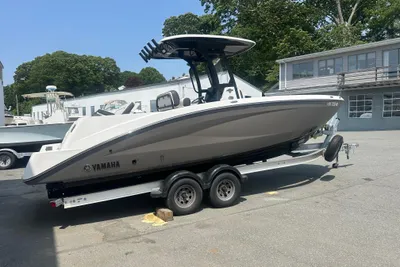 Yamaha Boats 252 FSH Sport