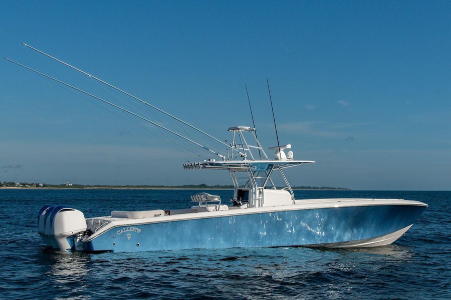 2013 Bahama 41 Open