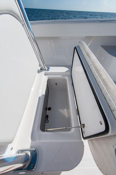 2013 Bahama 41 Open