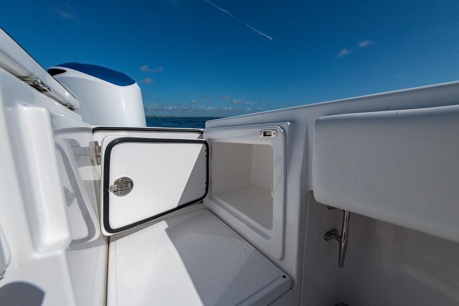 2013 Bahama 41 Open
