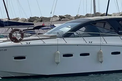 2009 Sealine SC35