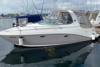 Rinker 280 Express Cruiser