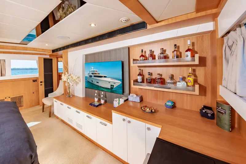 Fitfo Yacht Photos Pics 