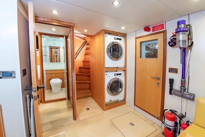 Fitfo Yacht Photos Pics 