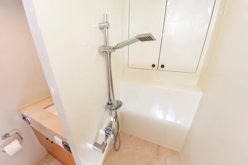 Fitfo Yacht Photos Pics 