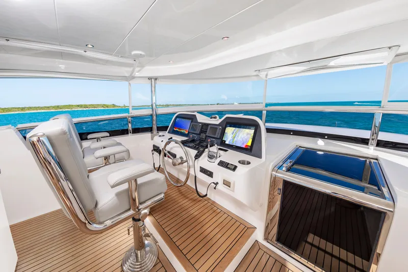 Fitfo Yacht Photos Pics 