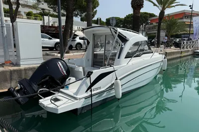 2021 Beneteau Antares 7 OB