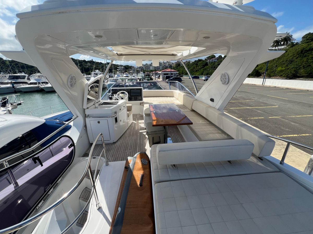 2016 Azimut 55 