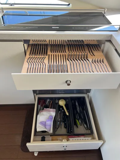 Lula Yacht Photos Pics 