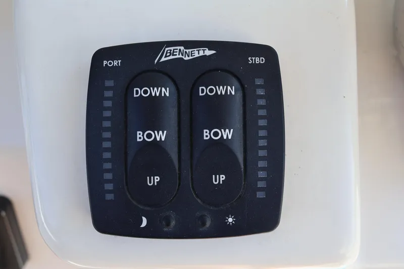  Yacht Photos Pics Bennett trim tab control panel on 2017 Grady-White Canyon 306 boat.