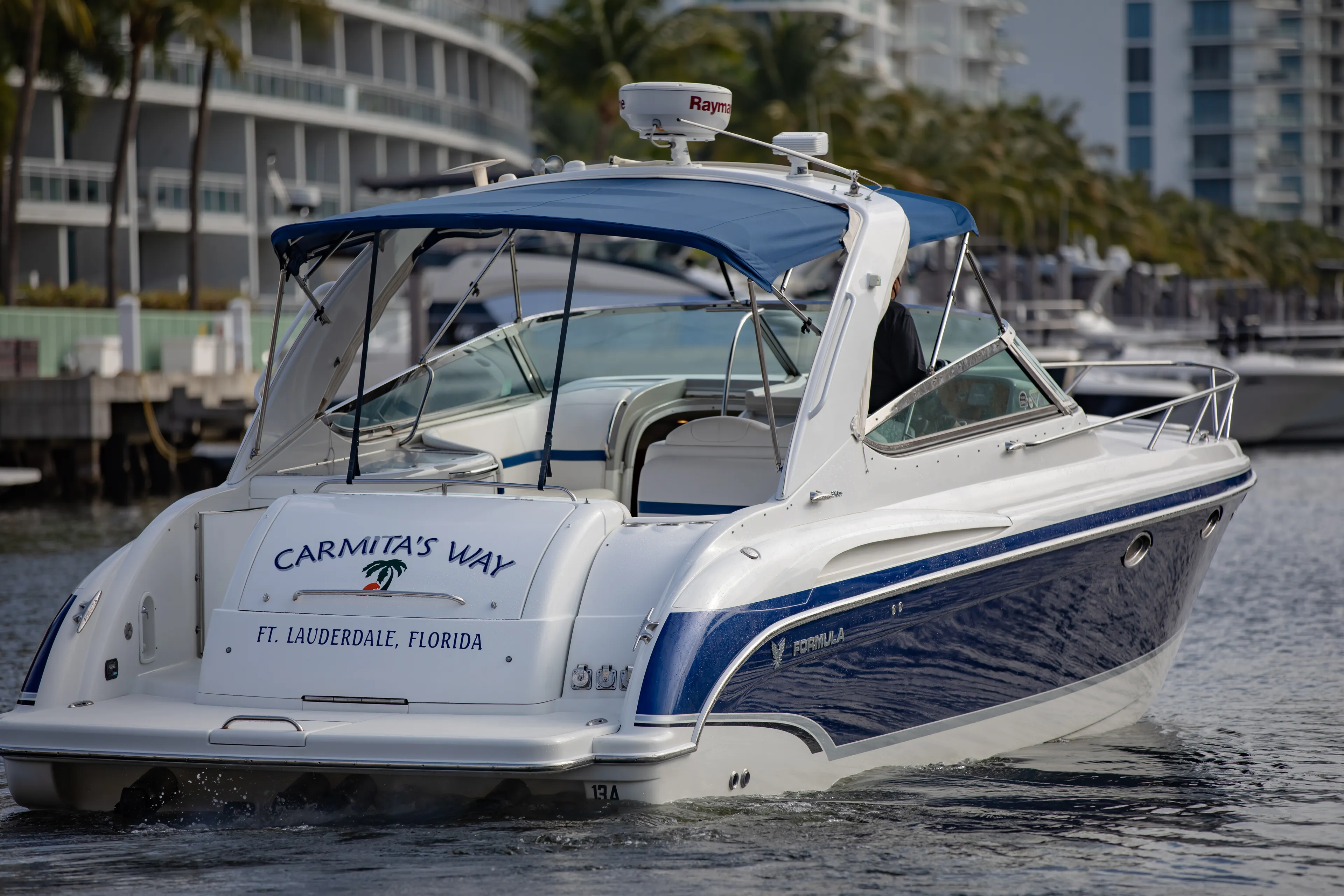 Carmita's Way Yacht Photos Pics 2007 Formula 370 Super Sport boat cruising in Fort Lauderdale, Florida.
