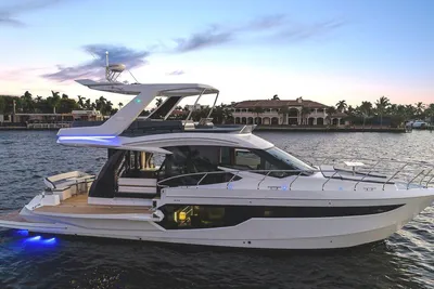 Galeon 500 Fly