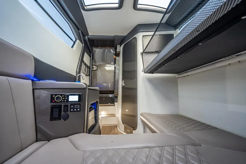 45-18 Yacht Photos Pics Interior of 2018 Nor-Tech 450 Sport boat, featuring modern design and comfortable seating.